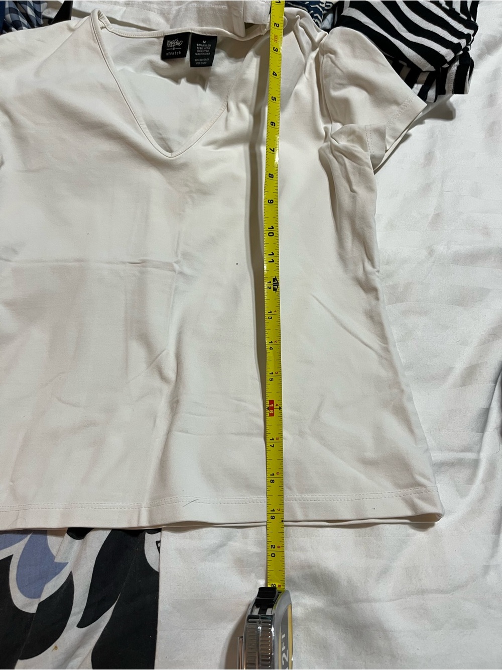 Massimo Cream V-Neck Short Sleeve Tee